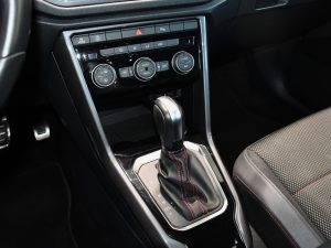 Volkswagen T-Roc Carat 1.5 TSI 150 DSG GPS Virtual ACC Limiteur Caméra Front Lane Hayon JA 17 – photo 18