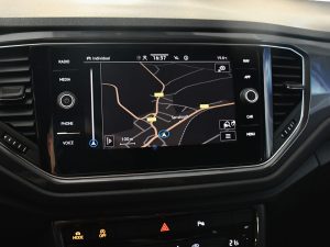 Volkswagen T-Roc Carat 1.5 TSI 150 DSG GPS Virtual ACC Limiteur Caméra Front Lane Hayon JA 17 – photo 21