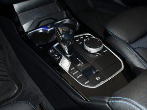 BMW 120d 190 X-Drive M-Sport BVA GPS Virtual Caméra Mode Volant Chauffant LED Régulateur JA 18 Pas De Malus – photo 20