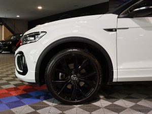 Volkswagen T-Roc R-Line 1.5 TSI 150 DSG GPS Virtual Hayon Attelage Front ACC Induction IQ Light JA 19 – photo 16