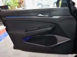 Volkswagen Golf 8 GTI 2.0 TSI 245 DSG GPS Virtual Mode IQ Light ACC Caméra Induction App Connect JA 19 – photo 20