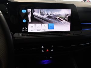 Volkswagen Golf 8 GTI 2.0 TSI 245 DSG GPS Virtual Mode IQ Light ACC Caméra Induction App Connect JA 19 – photo 26