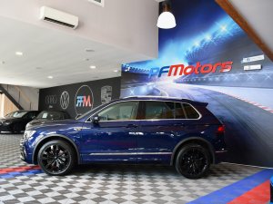 Volkswagen Tiguan R-Line Carat 2.0 TDI 190 DSG 4Motion GPS Virtual Attelage Front Lane Alcantara JA 19 – photo 30