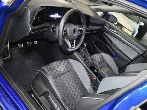 Volkswagen Golf 8 R-Line 1.5 TSI 150 BVM6 GPS Virtual Caméra ACC Induction Park Assist Mode Lane JA 17 – photo 11