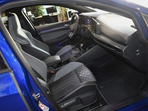 Volkswagen Golf 8 R-Line 1.5 TSI 150 BVM6 GPS Virtual Caméra ACC Induction Park Assist Mode Lane JA 17 – photo 22