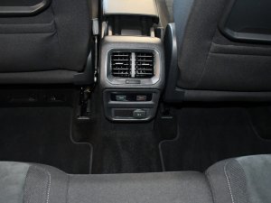 Volkswagen Tiguan R-Line Carat 2.0 TDI 190 DSG 4Motion GPS Virtual Attelage Front Lane Alcantara JA 19 – photo 9