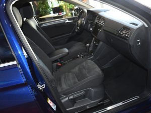 Volkswagen Tiguan R-Line Carat 2.0 TDI 190 DSG 4Motion GPS Virtual Attelage Front Lane Alcantara JA 19 – photo 14