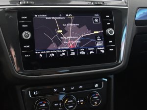 Volkswagen Tiguan R-Line Carat 2.0 TDI 190 DSG 4Motion GPS Virtual Attelage Front Lane Alcantara JA 19 – photo 20