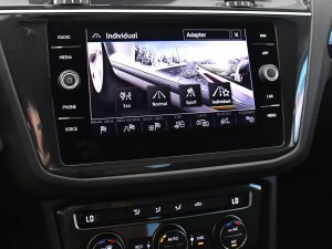 Volkswagen Tiguan R-Line Carat 2.0 TDI 190 DSG 4Motion GPS Virtual Attelage Front Lane Alcantara JA 19 – photo 21