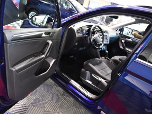 Volkswagen Tiguan R-Line Carat 2.0 TDI 190 DSG 4Motion GPS Virtual Attelage Front Lane Alcantara JA 19 – photo 22