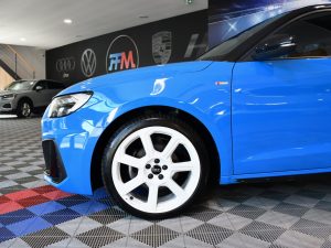 Audi A1 Sportback S-Line 35 TFSI 150 S-Tronic GPS Virtual ACC Car Play Caméra Induction Pré Sense Lane LED JA 18 Audi Sport Bleu TURBO – photo 3