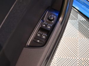 Audi A1 Sportback S-Line 35 TFSI 150 S-Tronic GPS Virtual ACC Car Play Caméra Induction Pré Sense Lane LED JA 18 Audi Sport Bleu TURBO – photo 14