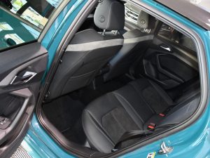 Audi A1 Sportback S-Line 40 TFSI 200 S-Tronic GPS ACC Caméra Pré Sense Drive Cuir Alcantara Lane JA 17 Vert Tioman – photo 19