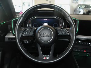 Audi A1 Sportback S-Line 40 TFSI 200 S-Tronic GPS ACC Caméra Pré Sense Drive Cuir Alcantara Lane JA 17 Vert Tioman – photo 29