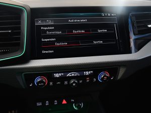 Audi A1 Sportback S-Line 40 TFSI 200 S-Tronic GPS ACC Caméra Pré Sense Drive Cuir Alcantara Lane JA 17 Vert Tioman – photo 34