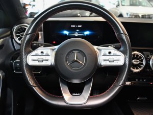 Mercedes Benz Classe A 220 AMG Line BVA GPS Pro TO M-Bux Lumière D’ambiance LED Car Play Caméra Freinage JA 18 – photo 22