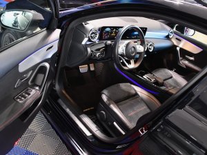 Mercedes Benz Classe A 220 AMG Line BVA GPS Pro TO M-Bux Lumière D’ambiance LED Car Play Caméra Freinage JA 18 – photo 28