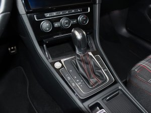 Volkswagen Golf 7 GTI Performance 2.0 TSI 245 DSG GPS Virtual Keyless Attelage Caméra Front Car Play ACC Angle Mort JA 18 – photo 21