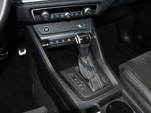 Audi Q3 Sportback S-Line 35 TDI 150 S-Tronic GPS Virtual Hayon Pré Sense Car Play Caméra Lane Efficience JA 19 – photo 21
