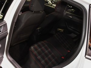 Volkswagen Polo GTI 2.0 TSI 200 DSG GPS Virtual Car Play TO Beats Front Mode JA 18 – photo 15