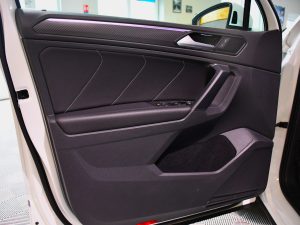 Volkswagen Tiguan R-Line 2.0 TDI 200 DSG 4Motion GPS Virtual ACC Front Lane DCC ACC Car Play Caméra Attelage IQ Light JA 20 – photo 14