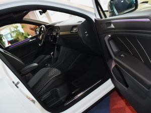 Volkswagen Tiguan R-Line 2.0 TDI 200 DSG 4Motion GPS Virtual ACC Front Lane DCC ACC Car Play Caméra Attelage IQ Light JA 20 – photo 22