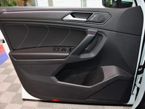 Volkswagen Tiguan R-Line 2.0 TDI 200 DSG 4Motion GPS Virtual ACC Front Lane DCC ACC Car Play Caméra Attelage IQ Light JA 20 – photo 23
