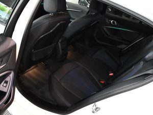 BMW 120iA 178 M-Sport DKG7 GPS Virtual Car Play Mode LED Lumière d’Ambiance Régulateur Semi Cuir JA 18 – photo 6
