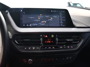 BMW 120iA 178 M-Sport DKG7 GPS Virtual Car Play Mode LED Lumière d’Ambiance Régulateur Semi Cuir JA 18 – photo 14