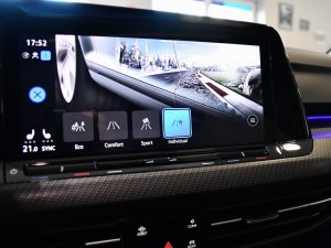Volkswagen Golf 8 R-Line 1.5 eTSI 150 DSG GPS Virtual Caméra TO IQ Light Harman Kardon Mode Car Play Lane Front JA 18 – photo 31
