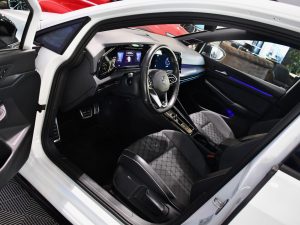 Volkswagen Golf 8 R-Line 1.5 eTSI 150 DSG GPS Virtual Caméra TO IQ Light Harman Kardon Mode Car Play Lane Front JA 18 – photo 34