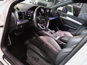 Audi Q5 S-Line 50 TDI V6 286 Quattro Tiptronic 8 Black Panel GPS Virtual TO Caméra Attelage ACC Offroad Lane Pré Sense Hayon JA 19 – photo 12
