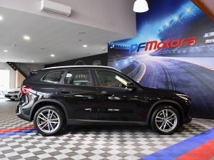BMW X1 18d S-Drive 2.0 136 BVA7 X-Line GPS Virtual Hayon Attelage Caméra LED Limiteur JA 19 M-Sport – photo 32