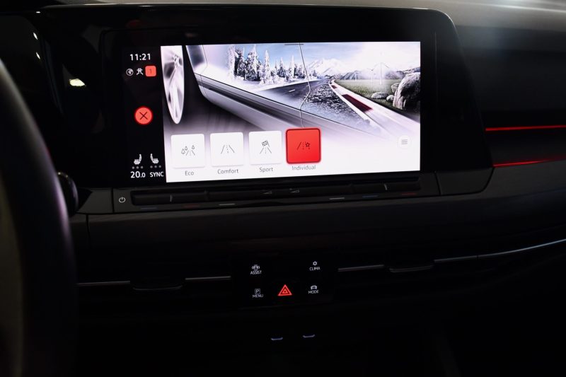 Volkswagen Golf 8 First édition 1.5 eTSI 150 DSG GPS Virtual Induction Ergo ACC DCC IQ Light Mode Front Lane TO JA 17 – photo 26