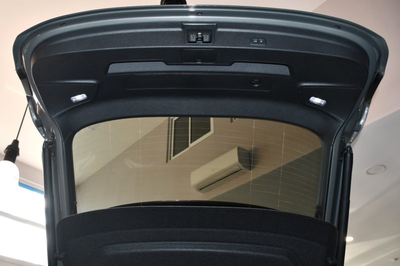 Audi Q3 Sportback S-Line Design Luxe 35 TDI 150 S-Tronic GPS Vebasto Virtuyal Hayon Attelage LED Caméra ACC Pré Sense JA 19 – photo 11