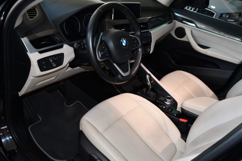 BMW X1 S-Drive 18DA 150 Lounge BVA GPS Cuir électrique TO Caméra Hayon LED Régulateur JA 17 – photo 16