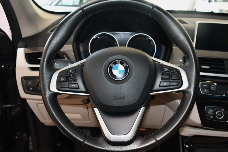 BMW X1 S-Drive 18DA 150 Lounge BVA GPS Cuir électrique TO Caméra Hayon LED Régulateur JA 17 – photo 17