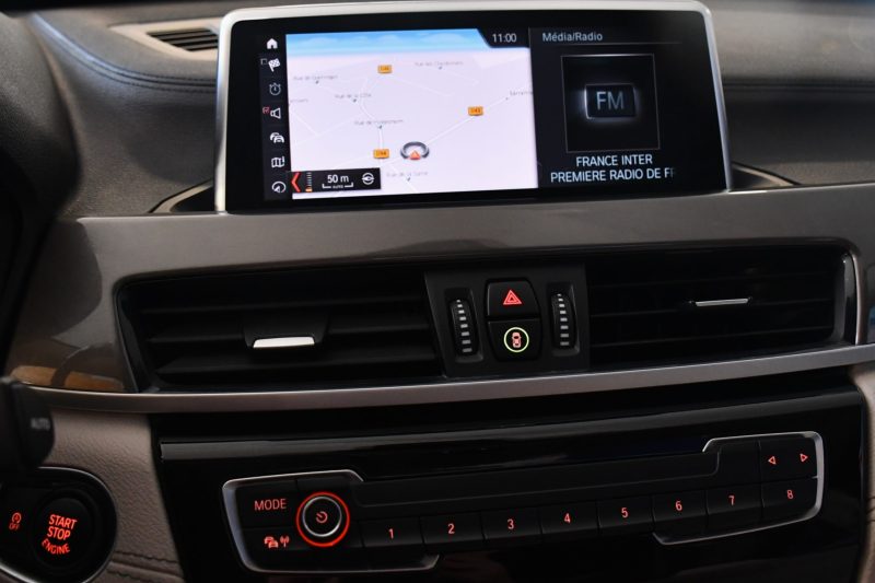 BMW X1 S-Drive 18DA 150 Lounge BVA GPS Cuir électrique TO Caméra Hayon LED Régulateur JA 17 – photo 21