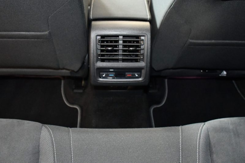 Volkswagen Golf 8 Style First édition 1.5 eTSI 150 DSG GPS Virtual ACC DCC Attelage TO IQ Light Ergo Lumière d’Ambiance JA 17 – photo 20
