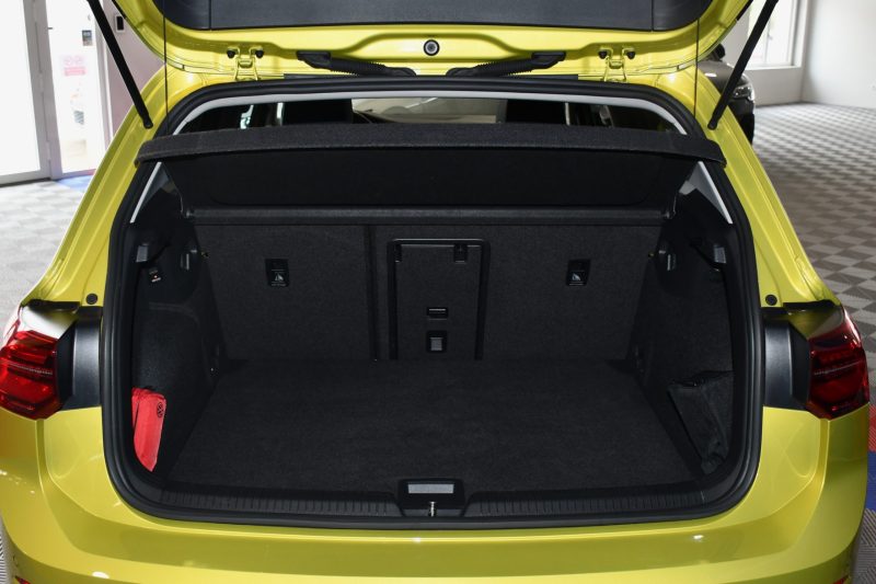 Volkswagen Golf 8 Style First édition 1.5 eTSI 150 DSG GPS Virtual ACC DCC Attelage TO IQ Light Ergo Lumière d’Ambiance JA 17 – photo 21