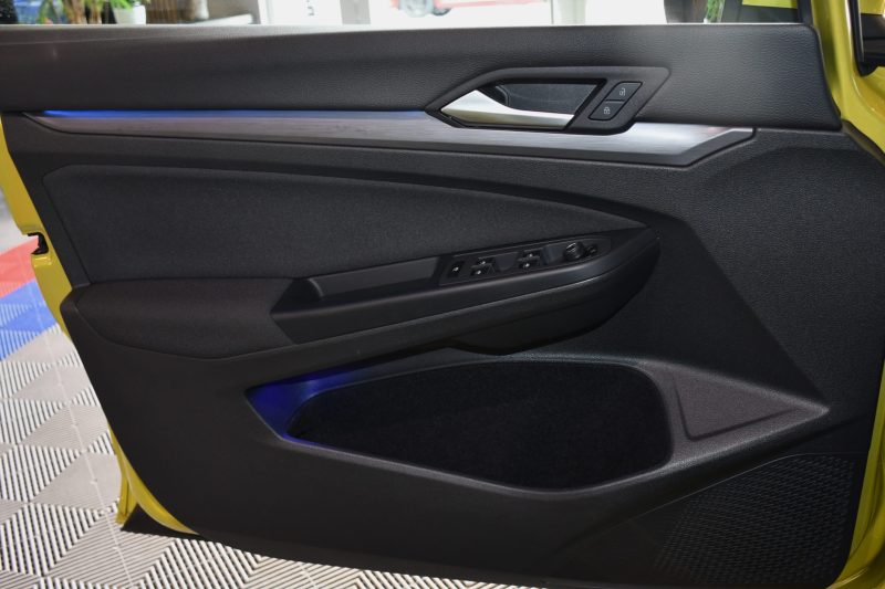 Volkswagen Golf 8 Style First édition 1.5 eTSI 150 DSG GPS Virtual ACC DCC Attelage TO IQ Light Ergo Lumière d’Ambiance JA 17 – photo 27