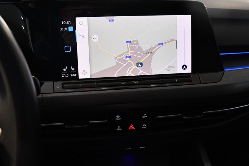Volkswagen Golf 8 Style First édition 1.5 eTSI 150 DSG GPS Virtual ACC DCC Attelage TO IQ Light Ergo Lumière d’Ambiance JA 17 – photo 33