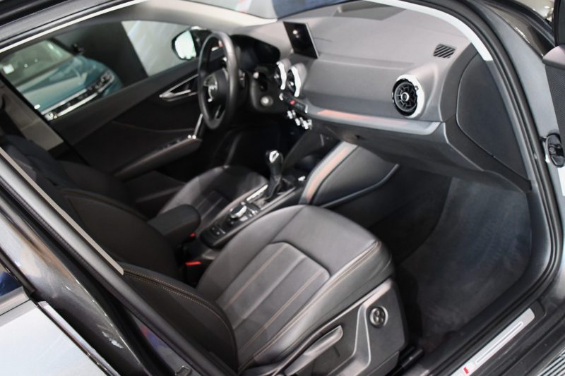 Audi Q2 S-Line 35 TFSI 150 S-Tronic GPS Virtual Hayon Audi Smartphone Caméra TO Cuir JA 18 – photo 3