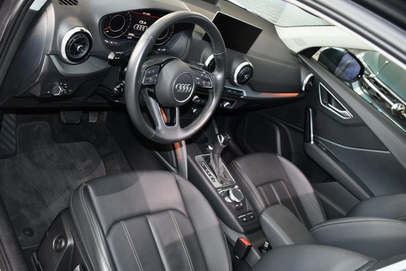 Audi Q2 S-Line 35 TFSI 150 S-Tronic GPS Virtual Hayon Audi Smartphone Caméra TO Cuir JA 18 – photo 28