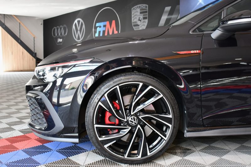 Volkswagen Golf 8 GTI 2.0 TSI 245 DSG GPS Virtual Mode IQ Light ACC Caméra Induction App Connect JA 19 – photo 3