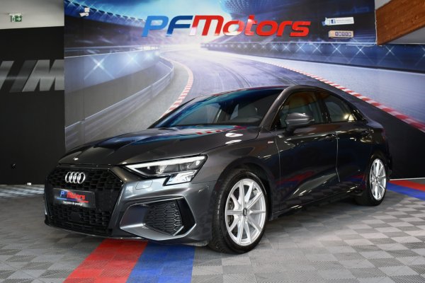 Audi A3 Berline S-Line 35 TFSI 150 S-Tronic GPS Virtual Drive LED Vebasto Pré Sense Lane Régulateur JA 18 Audi Sport – photo 1