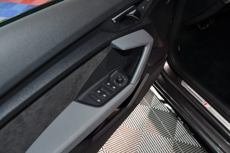 Audi A3 Berline S-Line 35 TFSI 150 S-Tronic GPS Virtual Drive LED Vebasto Pré Sense Lane Régulateur JA 18 Audi Sport – photo 14