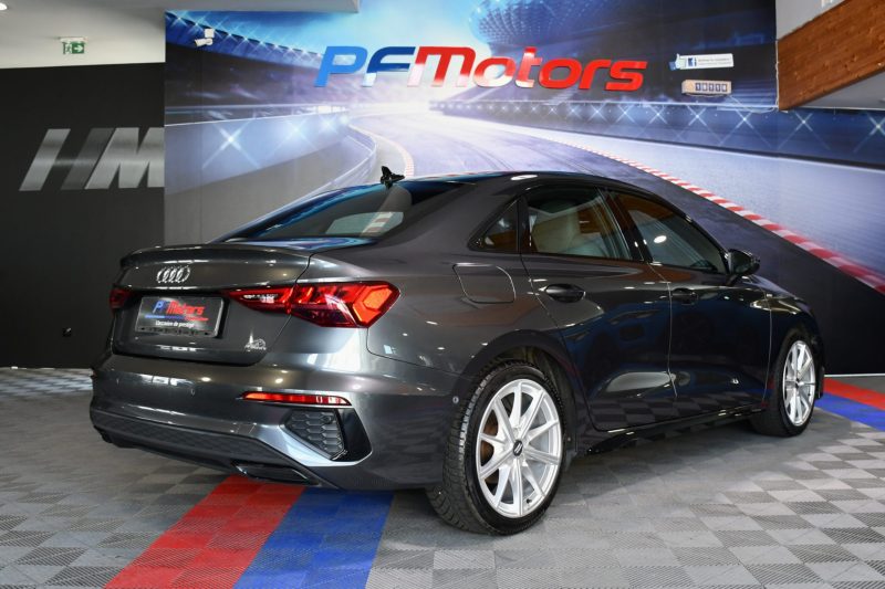Audi A3 Berline S-Line 35 TFSI 150 S-Tronic GPS Virtual Drive LED Vebasto Pré Sense Lane Régulateur JA 18 Audi Sport – photo 30
