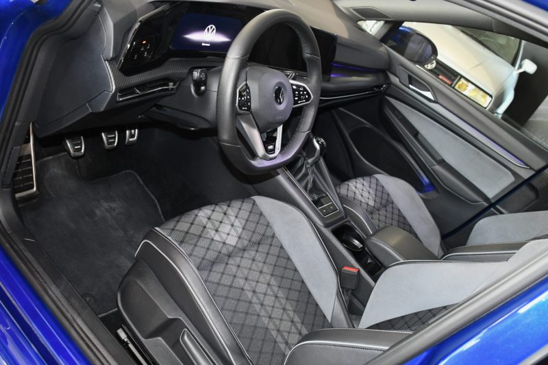 Volkswagen Golf 8 R-Line 1.5 TSI 150 BVM6 GPS Virtual Caméra ACC Induction Park Assist Mode Lane JA 17 – photo 11