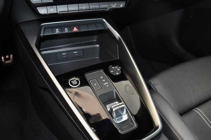 Audi A3 Sportback S-Line 35 TDI 150 S-Tronic Car Play Android Virtual Lane Pré Sense Régulateur JA 18 – photo 24